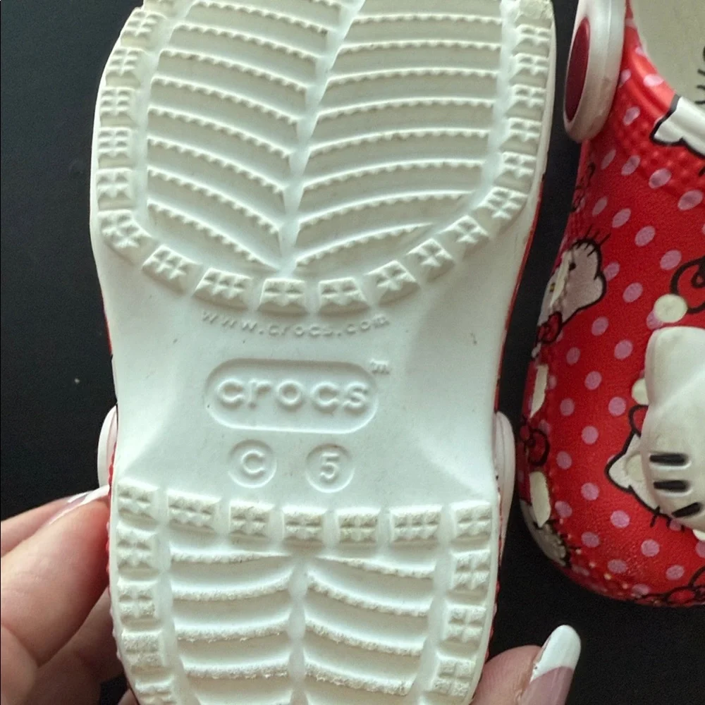 Hello Kitty Pink Kids crocks size 5 kids